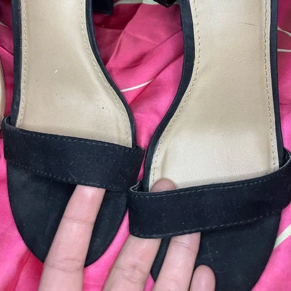 Heels for Women - Picture 3 of 6